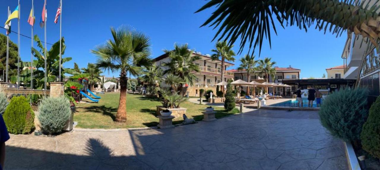 Halkidiki Greek Pride Ηotel And Apartments Skála Foúrkas Exteriér fotografie